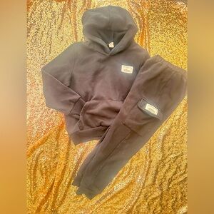 Boys 7Y Black Hoodie and Joggers Set